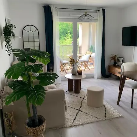 Cosy 2 Pieces A نويلي-سور-مارن